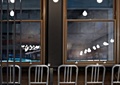 餐厅,咖啡厅,餐桌椅,窗子,吊灯