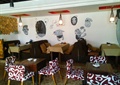 咖啡店,餐桌椅,吊灯,墙绘