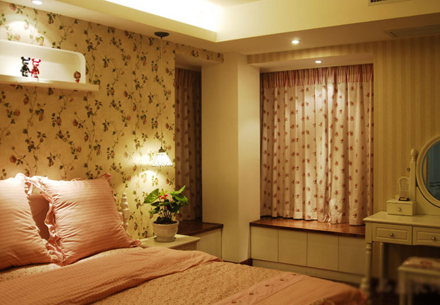 卧室,窗帘,背景墙,植物盆栽,床
