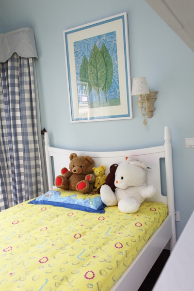 儿童床,卧室,儿童房,装饰画,壁灯