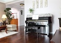 客厅,沙发,茶几,钢琴