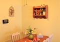 餐厅,餐桌椅,水果,水果盘,背景墙