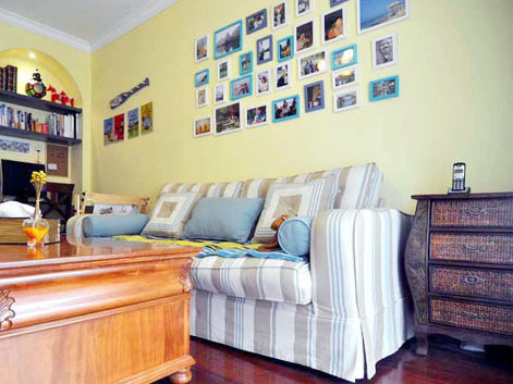 客厅,沙发,照片墙,边柜,茶几