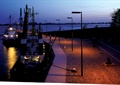 码头,地面铺装,船,路灯