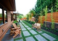 庭院景观,地面铺装,木桌椅,围墙